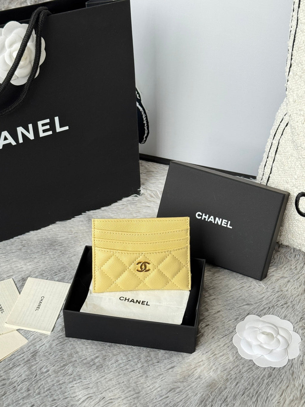 CHANEL 25S CARD HOLDER 11 IN YELLOW CAVIAR GOLD HARDWARE