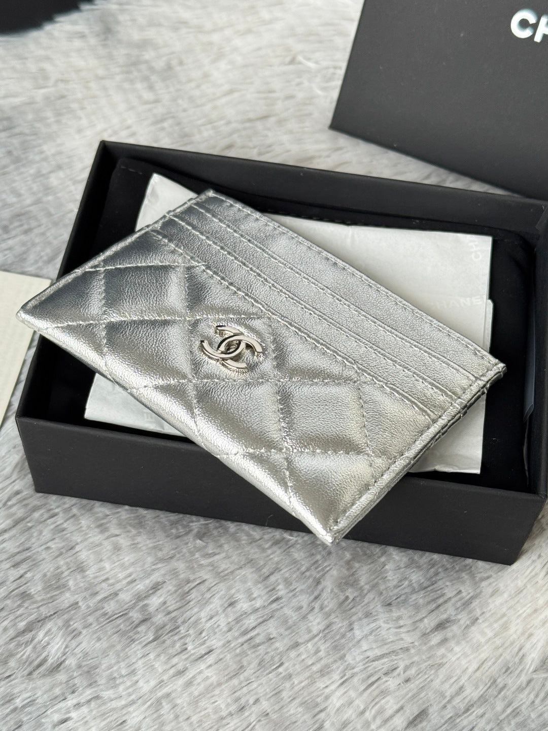 CHANEL 25S CARD HOLDER 11 IN SILVER LAMBSKIN GOLD HARDWARE