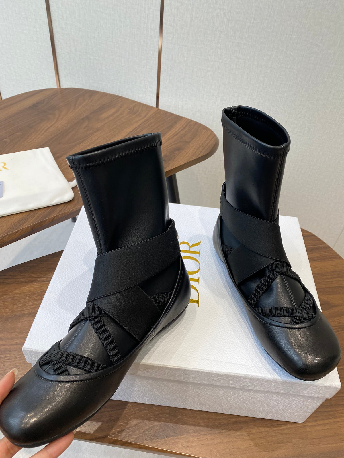 DIOR 25S STRETCH BALLET BOOTS IN BLACK FULL CALFSKIN