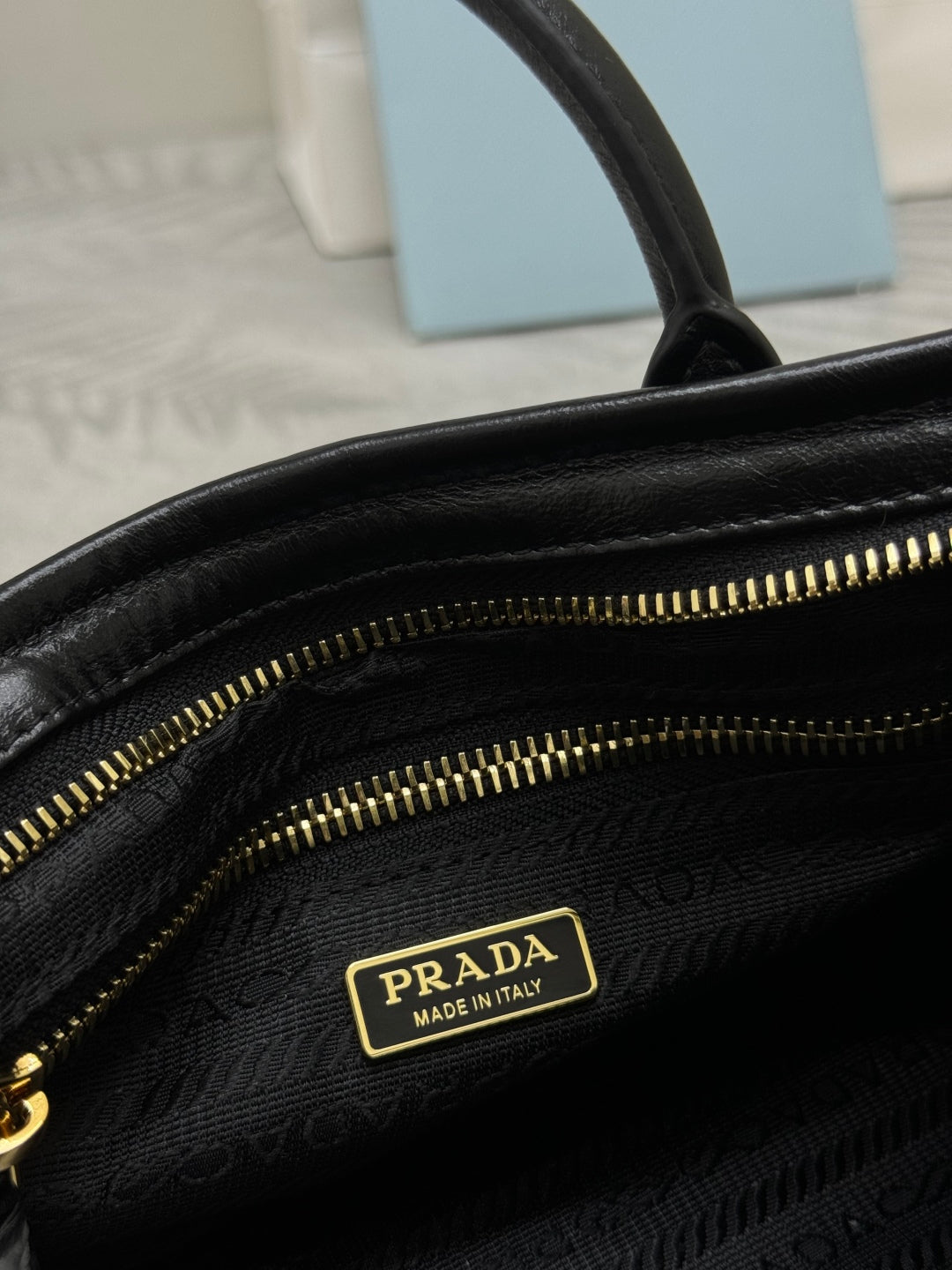 PRADA 25S BONNIE MINI HANDBAG 23 IN BLACK CALFSKIN GOLD HARDWRE