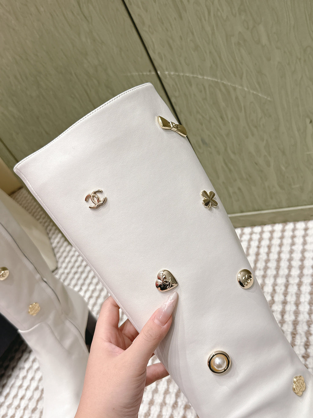 CHANEL 25S KNEE-HIGH BOOTS IN WHITE CALFSKIN WITH RHINESTONES