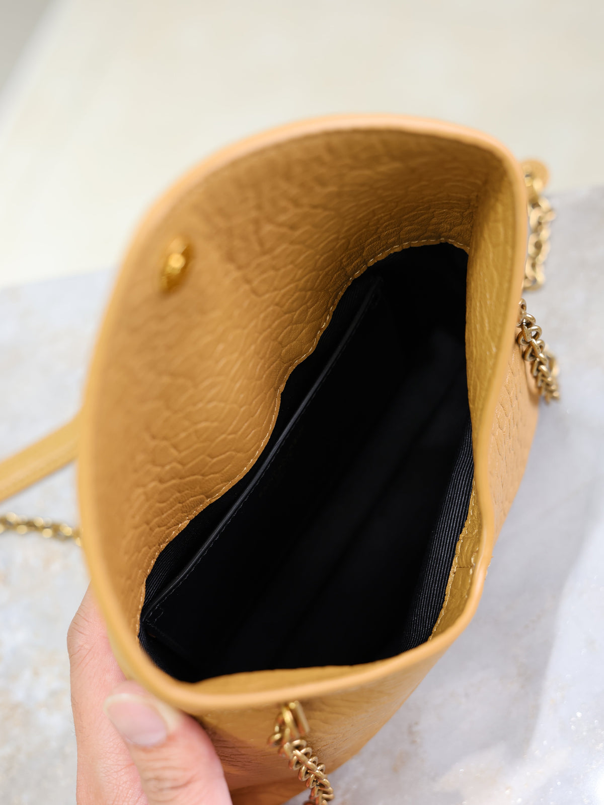 YSL 25S CALYPSO MINI 19 IN CARAMEL LAMBSKIN GOLD HARDWARE