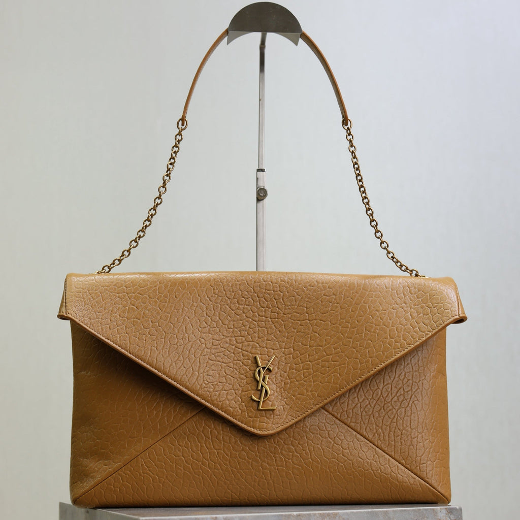 YSL 25S CASSANDRE ENVELOPE MESSENGER 35 IN GOLDEN BROWN LAMBSKIN GOLD HARDWARE