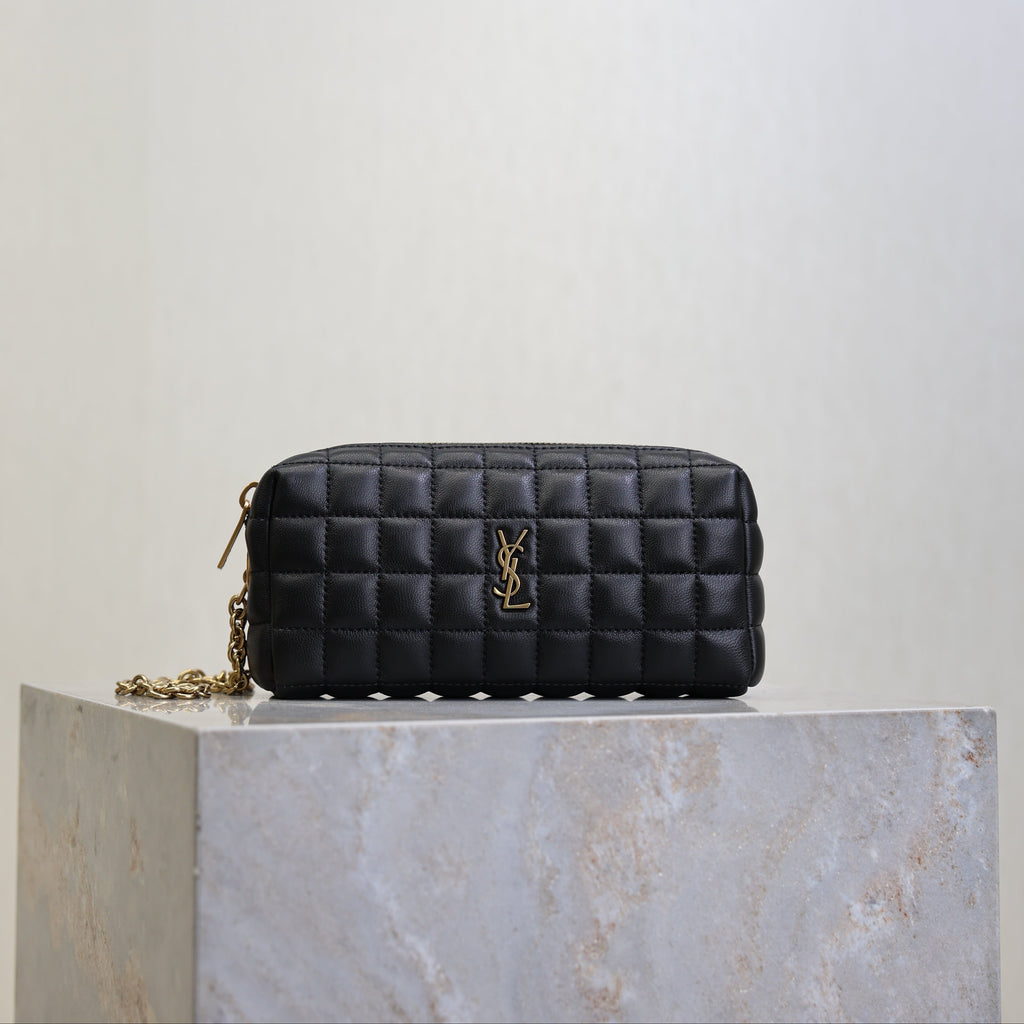 YSL 25S CASSANDRE MATELASSÉ CARRÉ POUCH ON CHAIN 18 IN BLACK LAMBSKIN