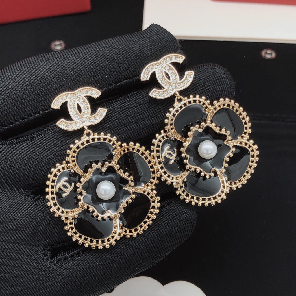 18K  Chanel Camellia Diamond Earrings