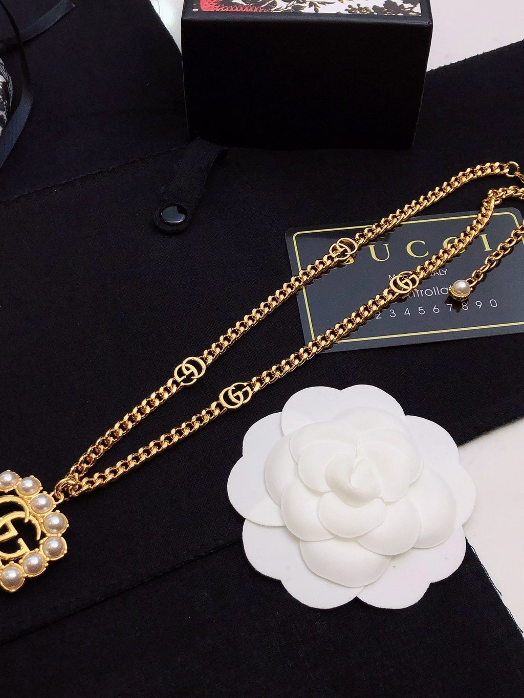 18K Double Gucci Pearl Double Gucci Necklace
