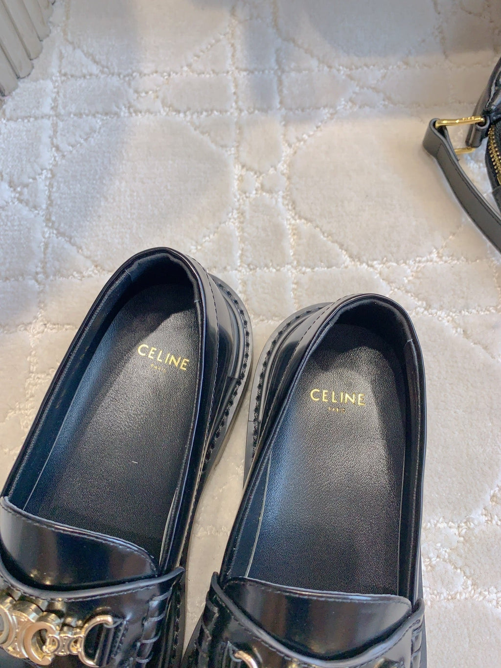 CHANEL 25S ARC DE TRIOMPHE LOAFERS IN BLACK SHINY CALFSKIN GOLD HARDWARE