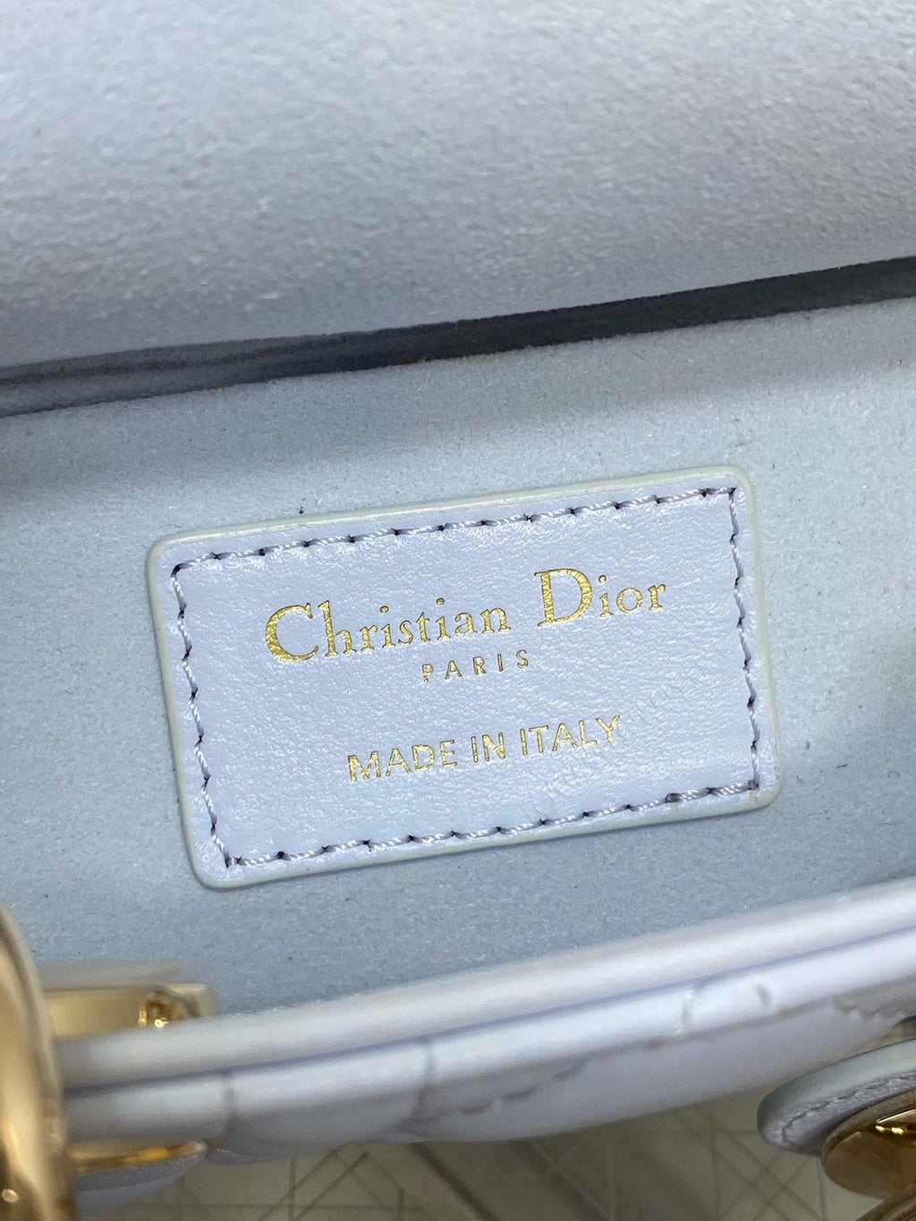 DIOR 25S SMALL LADY D‑JOY BAG 19 IN LIGHT BLUE CANNAGE CALFSKIN GOLD HARDWARE