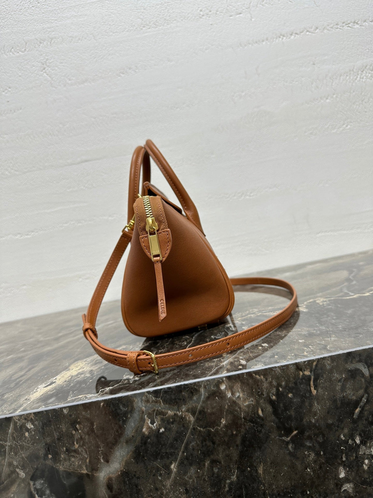 CELINE 25S NEW LUGGAGE 38MM IN TAN BROWN LAMBSKIN GOLD HARDWARE