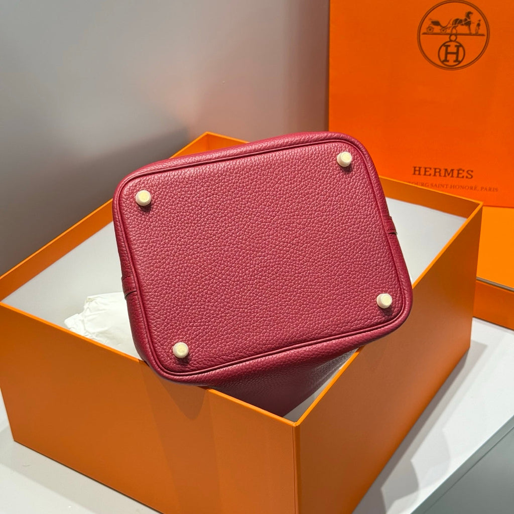 HERMES 25S PICOTIN LOCK 22 IN ROSSO ANCORA RED CALFSKIN GOLD HARDWARE