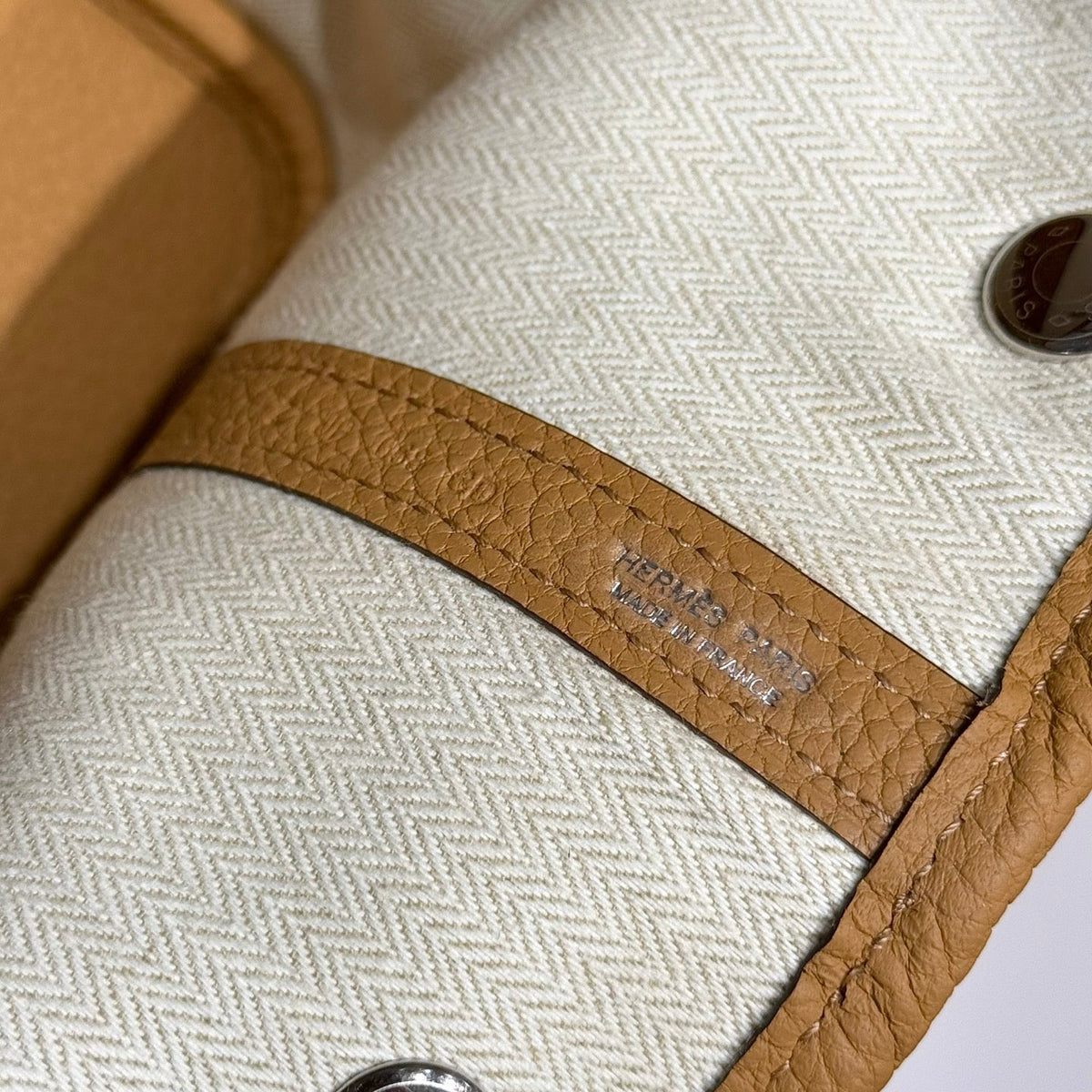 HERMES 25S GARDEN PARTY 30 IN CARAMEL CALFSKIN