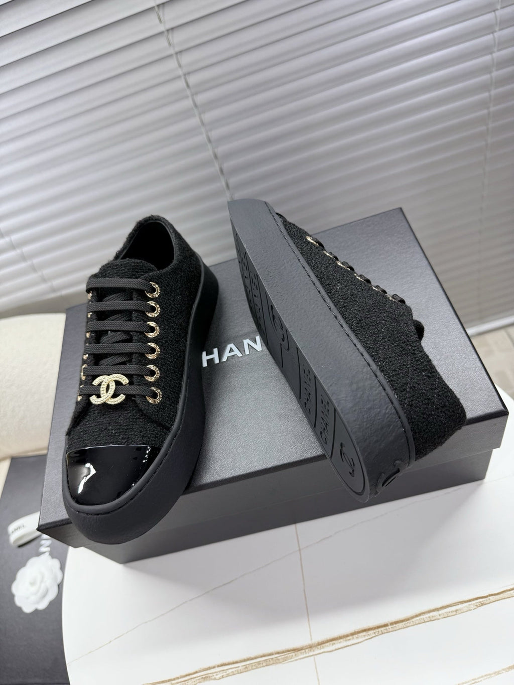 CHANEL 25S TRAINERS BLACK 35MM IN GLITTERED TWEED AND PATENT CALFSKIN