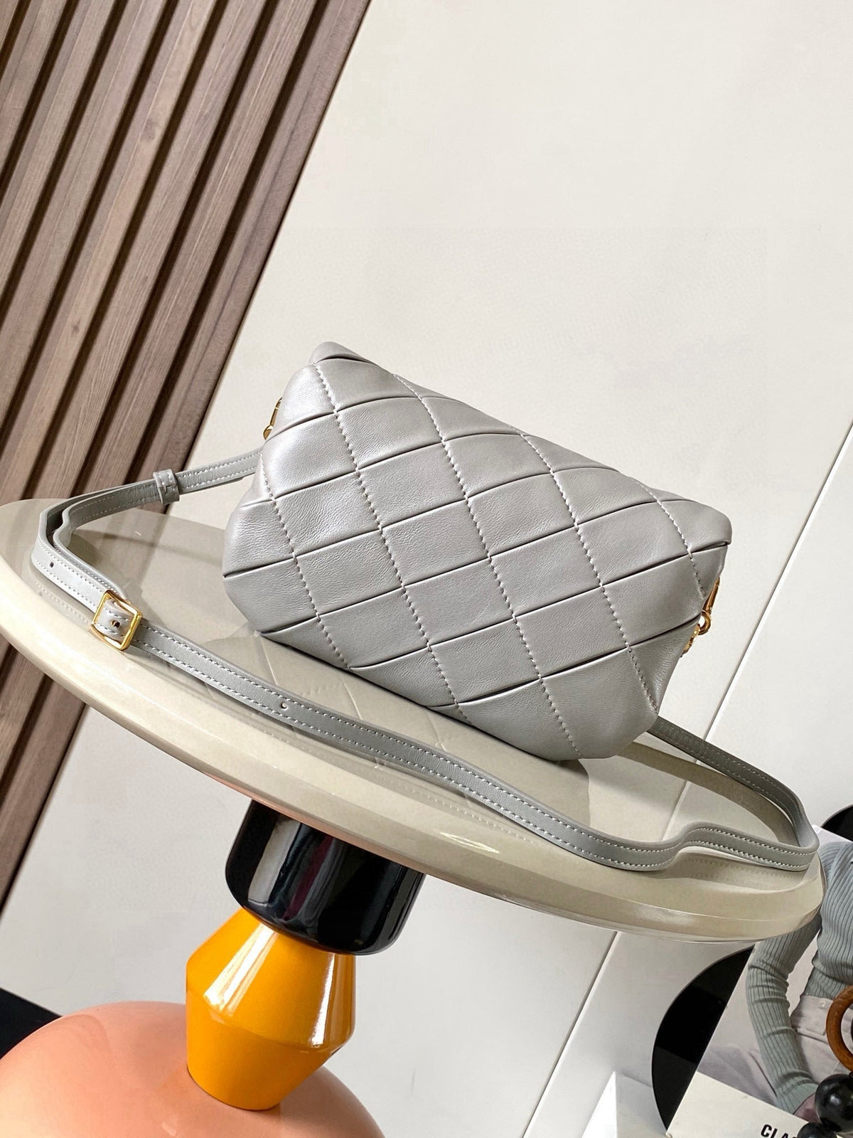 LOEWE 25S PUFFER GOYA BAG 20 IN LIGHT GRAY NAPPA LAMBSKIN