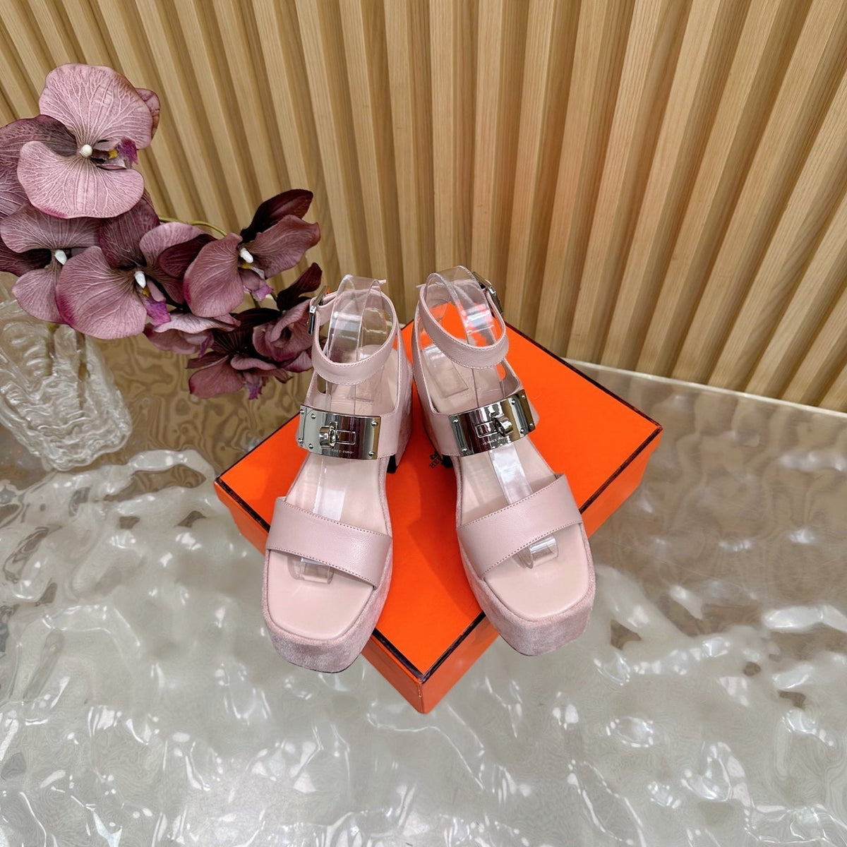 HERMES 25S CLASSIC WEDGE SANDALS 70 MM IN LIGHT PINK LAMBSKIN WITH SILVER HARDWARE