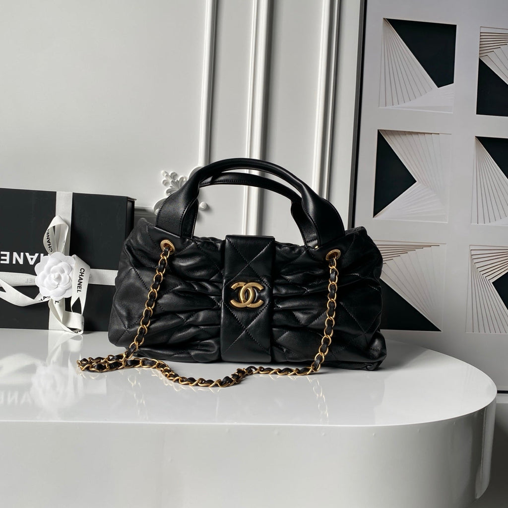 CHANEL 25S BOW BAG 38 IN BLACK LAMBSKIN WITH GOLD HARDWARE