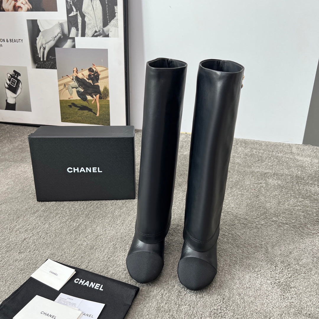CHANEL 25S HIGH BOOTS 55MM IN BLACK CALFSKIN AND CANVAS GOLD HARDWRE