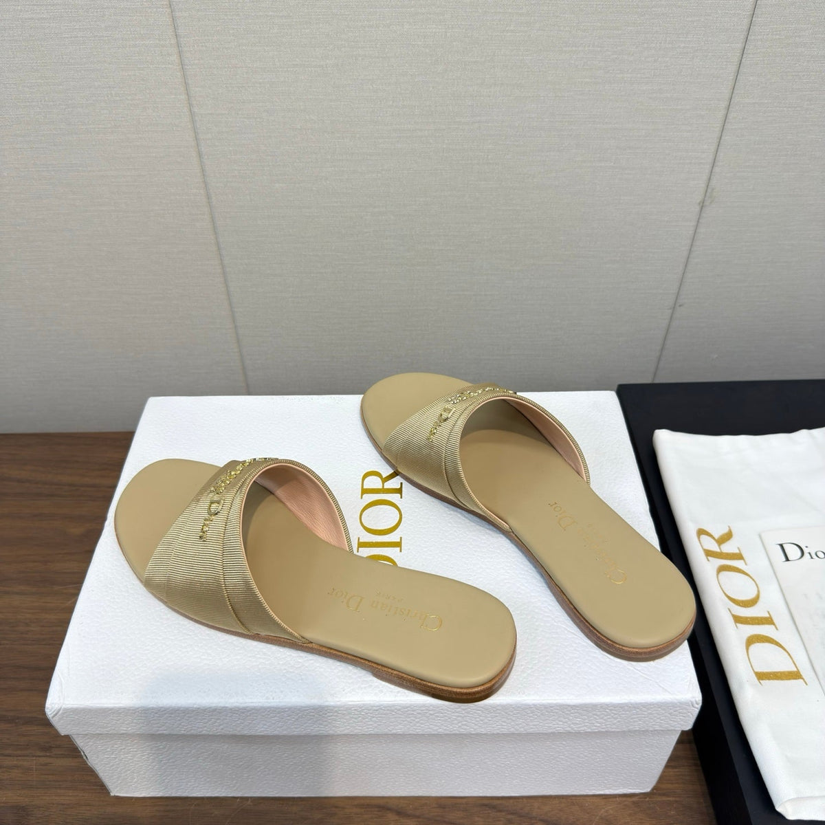 DIOR SANDAL 25S IN BEIGE LAMBSKIN AND FABRIC WITH GOLD HARDWARE