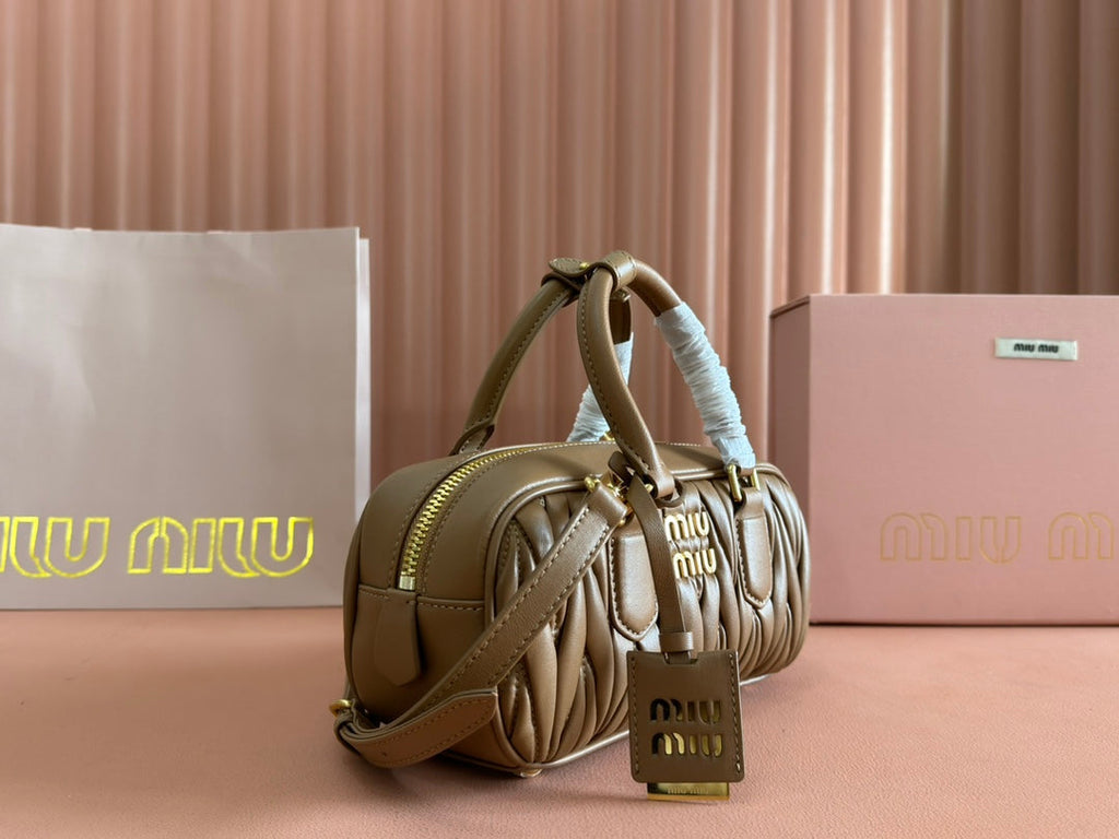 ARCADIE MATELASSÉ BAG 22 IN TAWNY BROWN GLOSSY LAMBSKIN