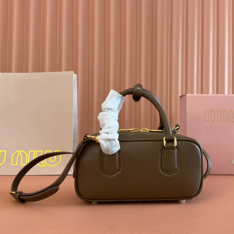 ARCADIE SMALL 22 BAG IN DARK BROWN CALFSKIN