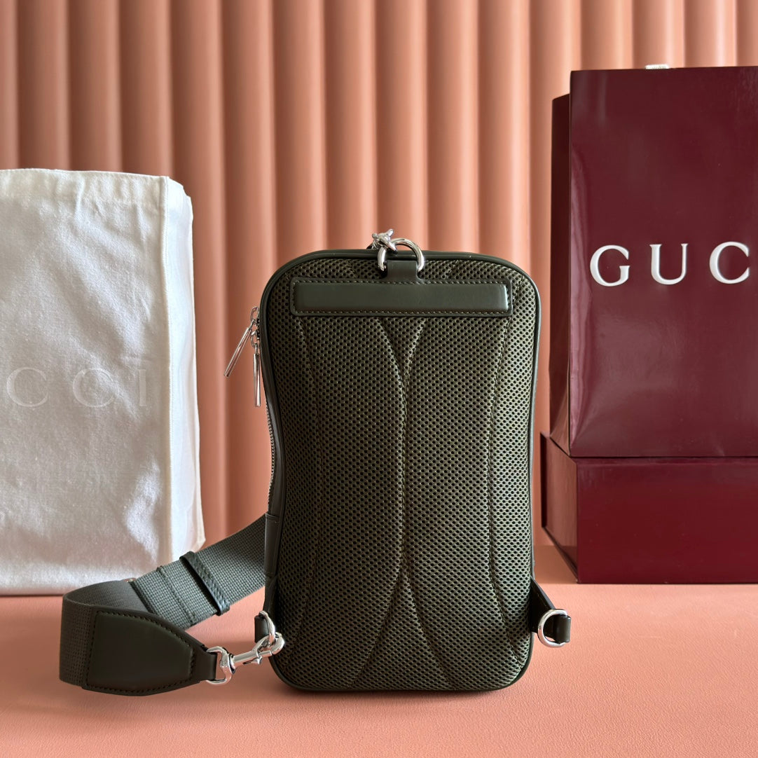 GUCCI 25S SHOULDER CROSSBODY BAG 18 CM IN MOSS GREEN CALFSKIN