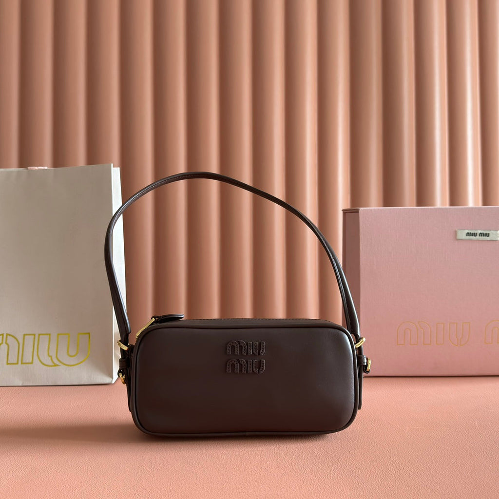MIUMIU 26S POUCH BAG 20 IN DARK BROWN CALFSKIN GOLD HARDWARE