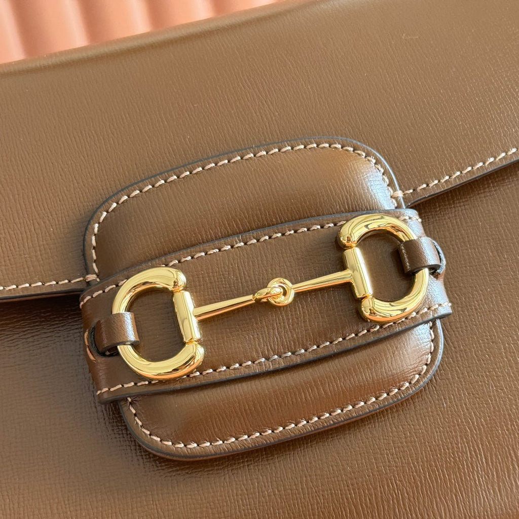GUCCI 25S HORSEBIT 1955 MEDIUM SHOULDER BAG 22 CM IN BROWN CALFSKIN WITH GOLD HARDWARE