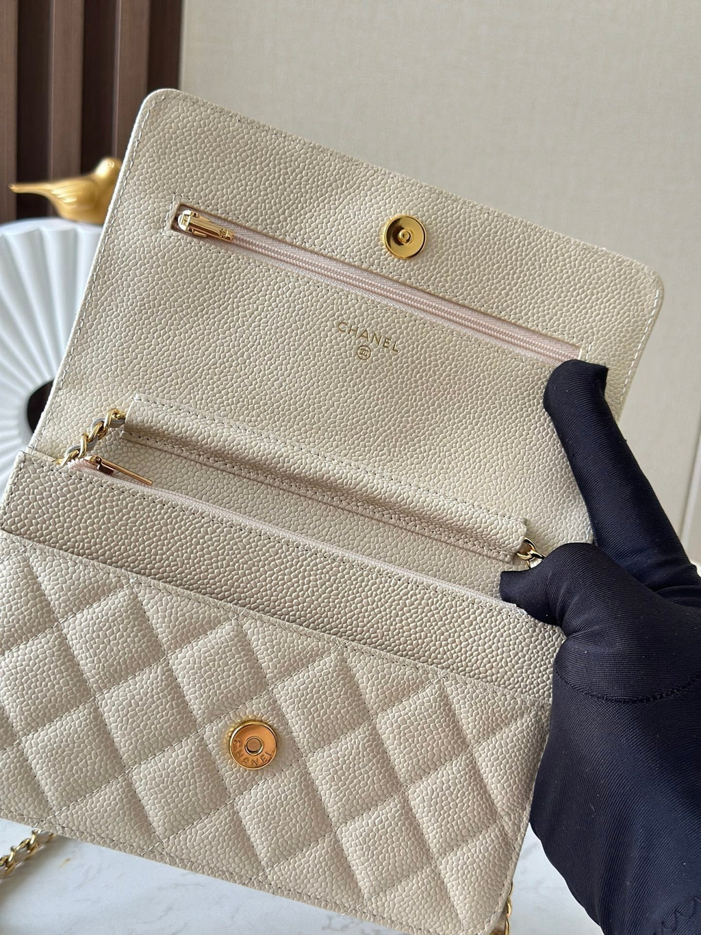 CHANEL 25S WALLET ON CHAIN 19 IN CREAM WHITE CAVIAR