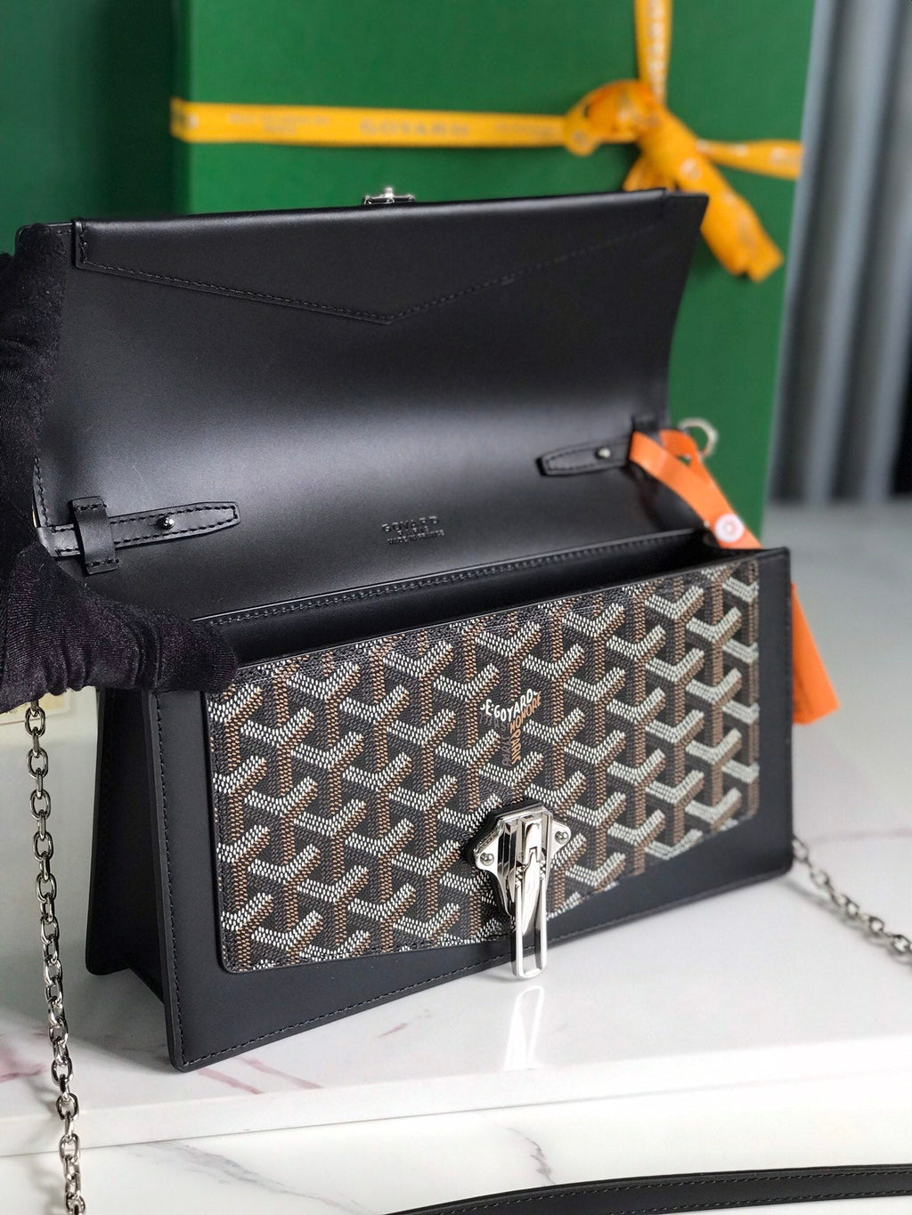 DUCHESSE MARIE-CAROLINE BAG 25 IN BLACK GOYARDINE CANVAS AND SMOOTH CALFSKIN