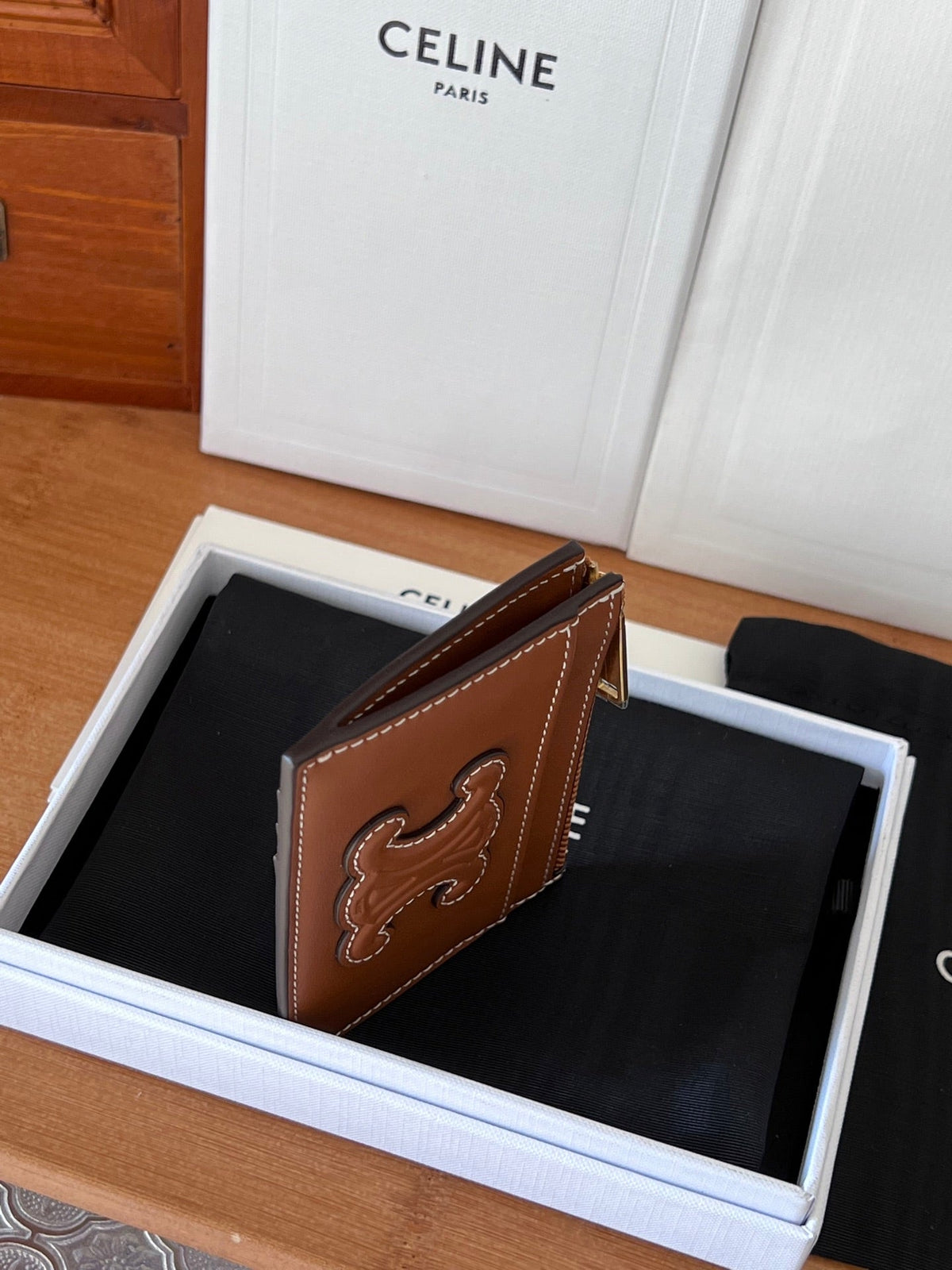 CELINE 25S ZIPPED CARD HOLDER 11 IN BROWN CALFSKIN GOLD HARDWARE