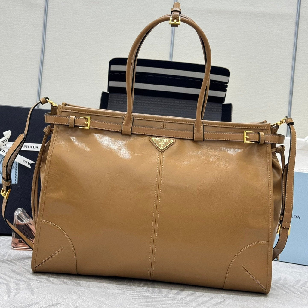 PRADA 25S LUX SOFT BAG 42 IN CARAMEL GLOSSY CALFSKIN GOLD HARDWARE
