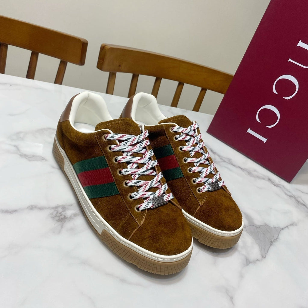GUCCI 26S SNEAKER IN BROWN SUEDE