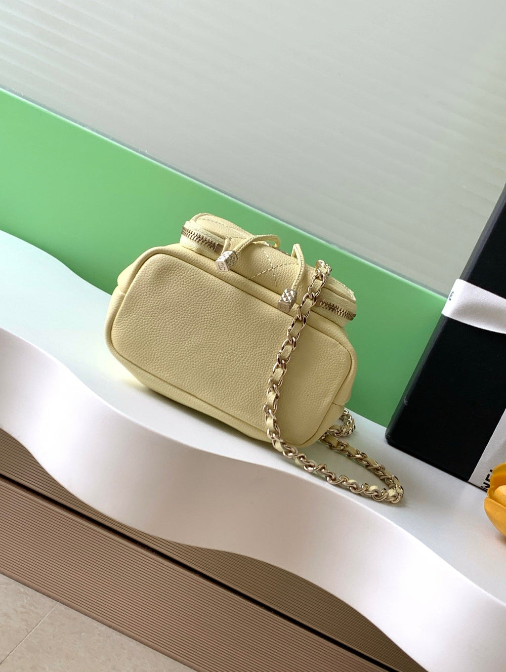 CHANEL 25S MINI BUCKET BAG 12 IN YELLOW CALFSKIN GOLD HARDWARE