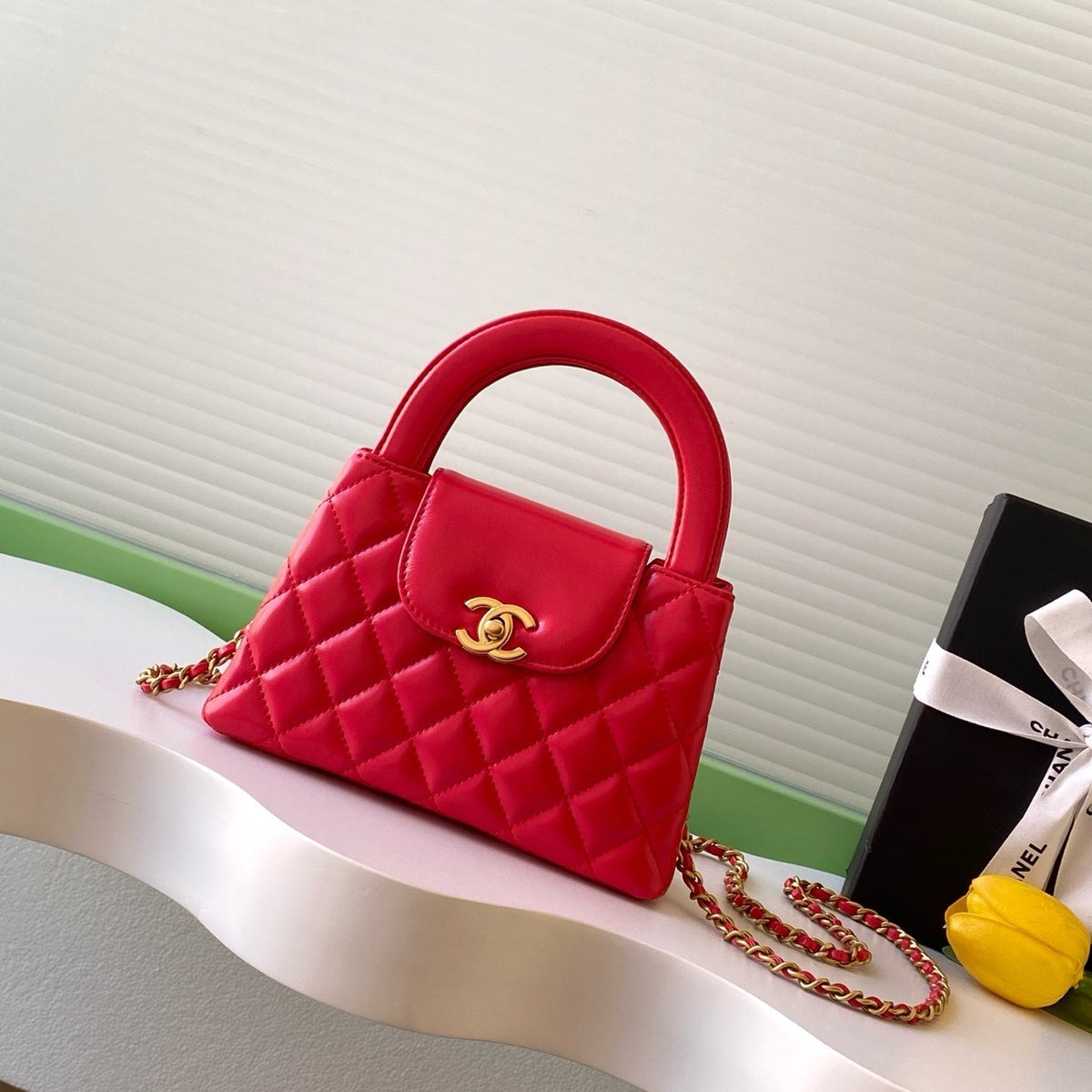 CHANEL 25S MINI KELLY BAG 19 IN RED LAMBSKIN WITH GOLD HARDWARE