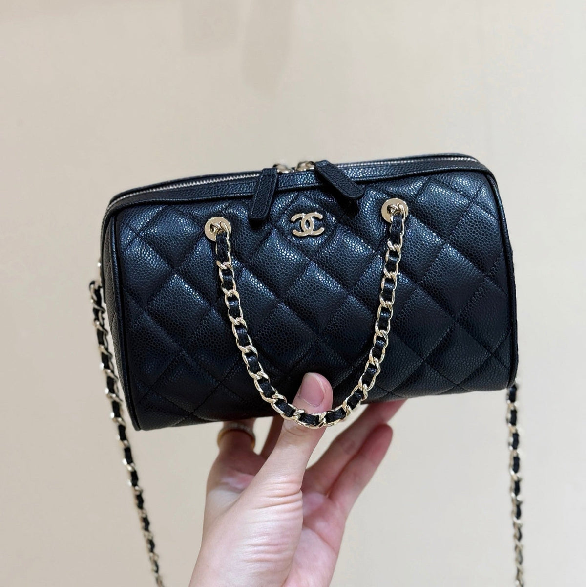 CHANEL 25S MINI BOWLING BAG 18 IN BLACK CALFSKIN GOLD HARDWARE