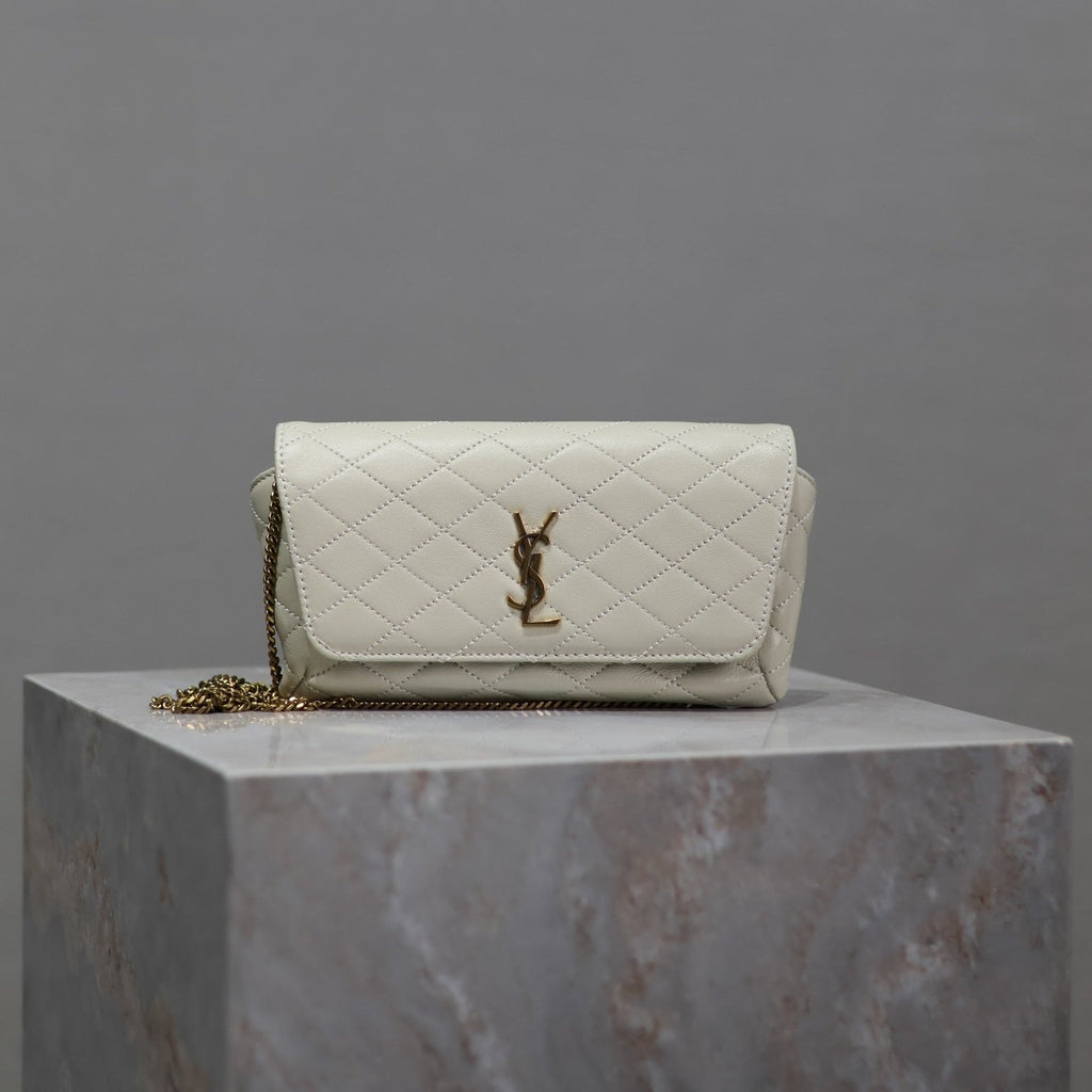 YSL 25S SAINT LAURENT GABY 19 IN BLANC VINTAGE QUILTED CALFSKIN GOLD HARDWARE