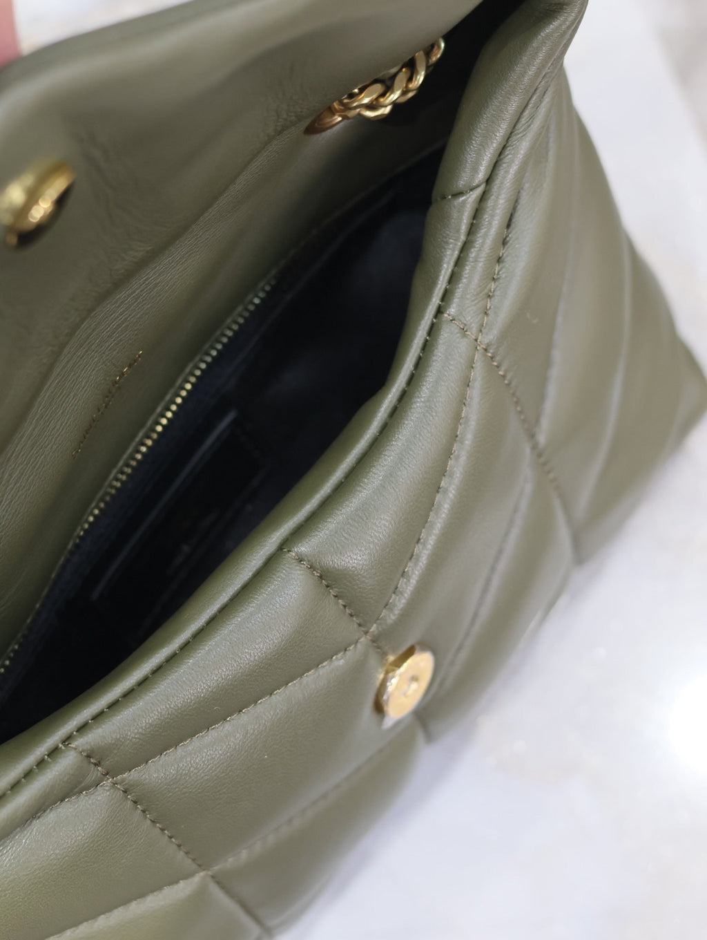 YSL 25S LOULOU PUFFER MINI 23 IN DARK OLIVE CALFSKIN GOLD HARDWARE