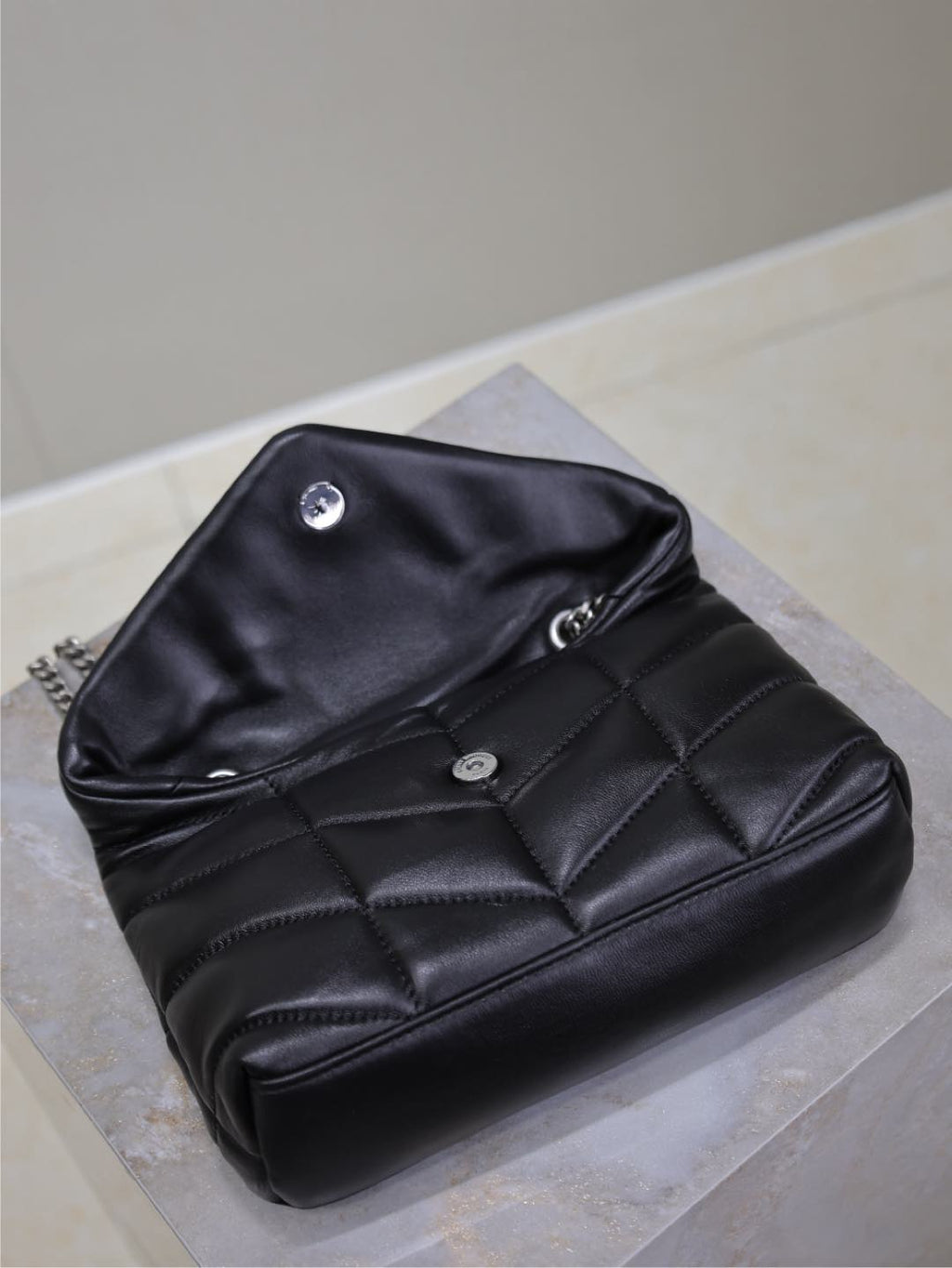 YSL 25S LOULOU PUFFER MINI 23 IN BLACK CALFSKIN SILVER HARDWARE